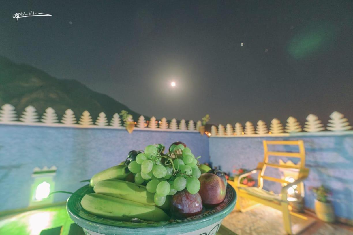 Dar Rafik Bed & Breakfast Чефчауен Екстериор снимка